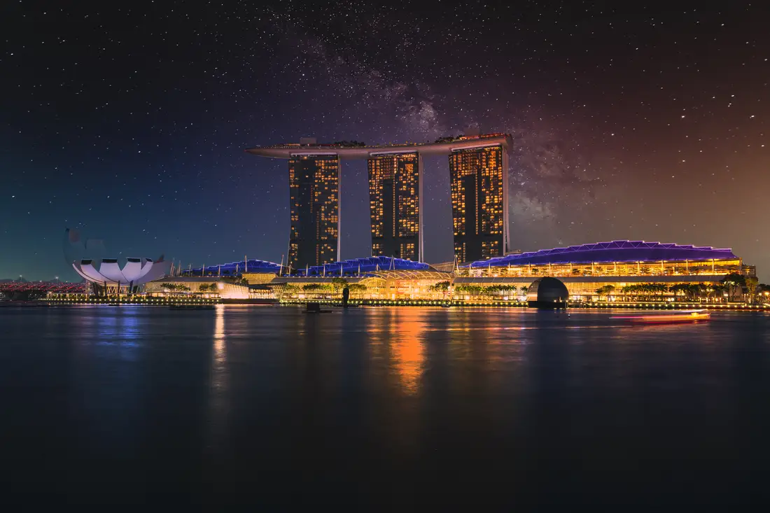 Marina Bay at night